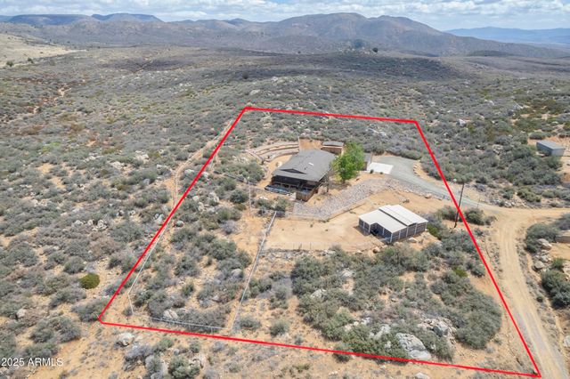 17985 E HUNTERS Lane, Dewey, AZ 86327
