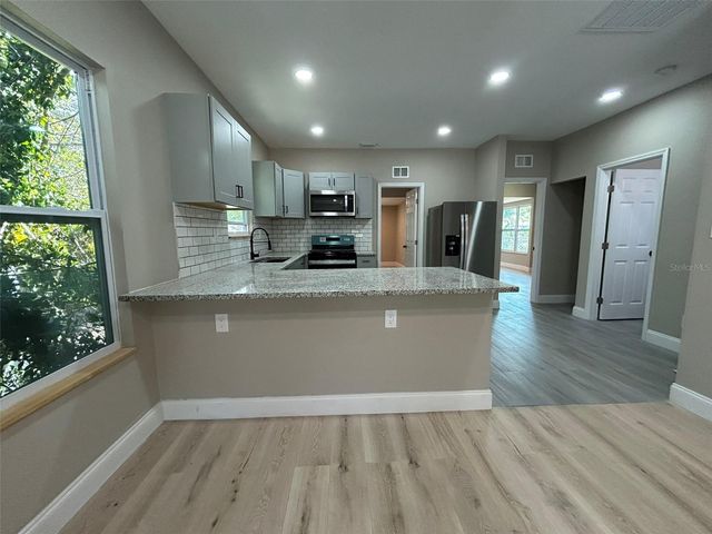 1218 13TH AVENUE S, St Petersburg, FL 33705