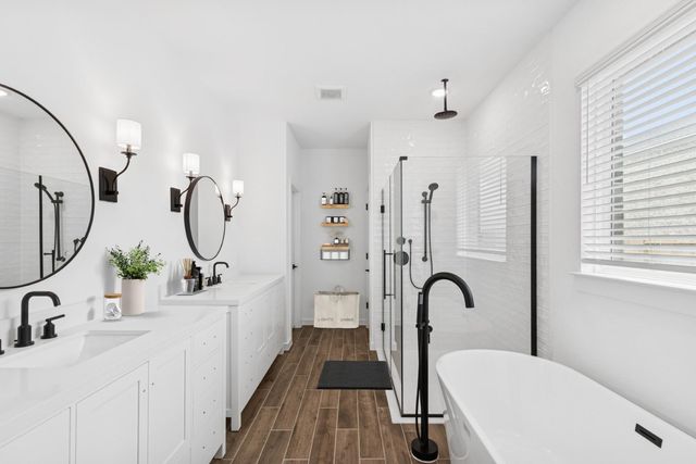 12017 Willow Way Avenue, Mont Belvieu, TX 77535