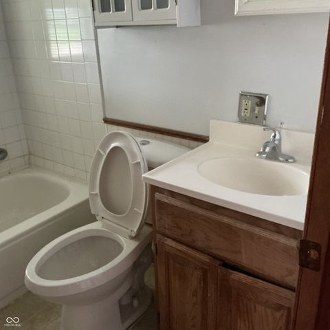 2621 N Tacoma Avenue, Indianapolis, IN 46218