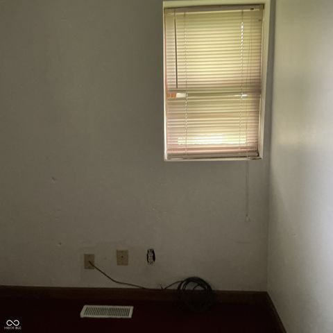 2621 N Tacoma Avenue, Indianapolis, IN 46218