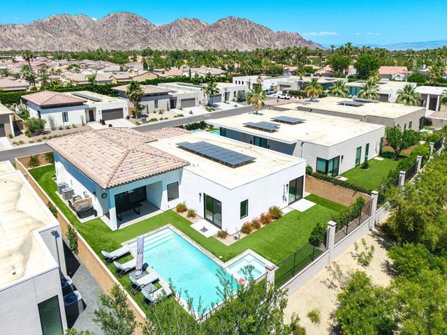 57644 Santo Thomas, La Quinta, CA 92253
