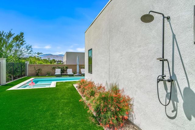 57644 Santo Thomas, La Quinta, CA 92253