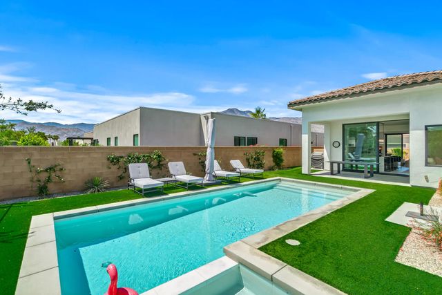 57644 Santo Thomas, La Quinta, CA 92253