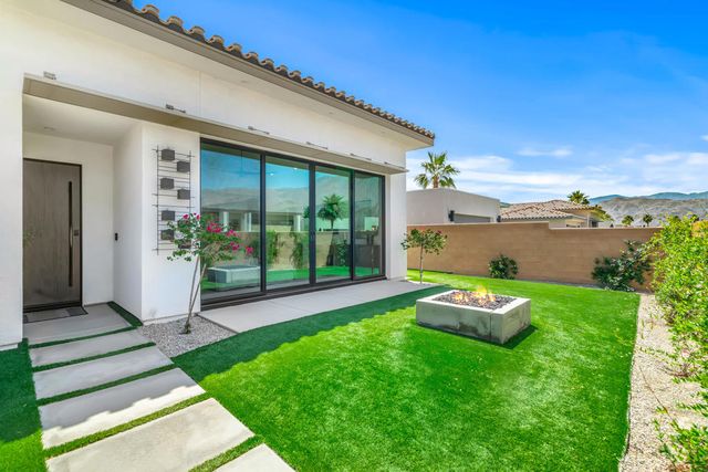 57644 Santo Thomas, La Quinta, CA 92253