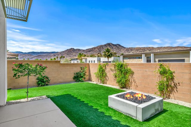 57644 Santo Thomas, La Quinta, CA 92253