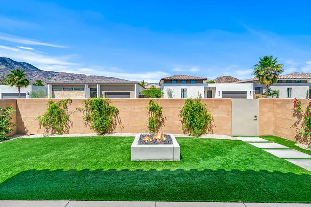 57644 Santo Thomas, La Quinta, CA 92253