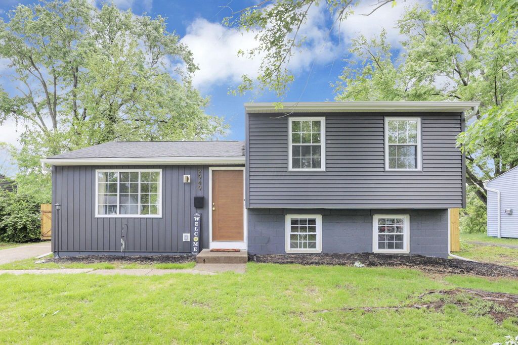 2949 Fleet Road, Columbus, OH 43232