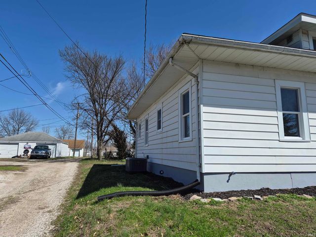 1162 Wabash Avenue, Vincennes, IN 47591