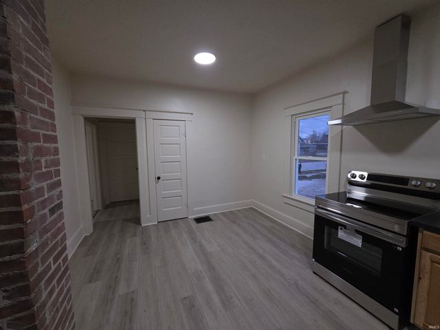 1162 Wabash Avenue, Vincennes, IN 47591