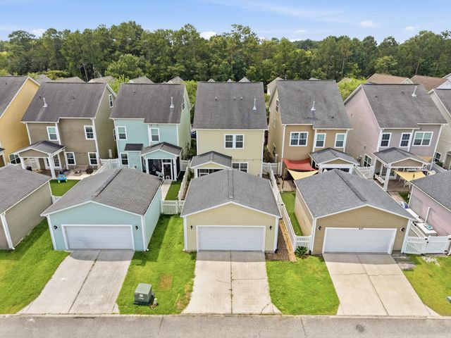 420 Verbena Avenue, Summerville, SC 29483