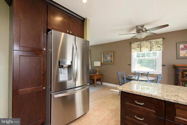 1100 WYNNBROOK RD, Secane, PA 19018
