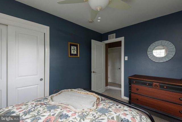1100 WYNNBROOK RD, Secane, PA 19018
