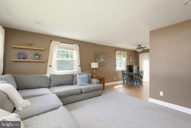 1100 WYNNBROOK RD, Secane, PA 19018