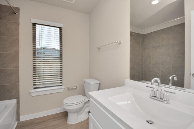2734 San Bernard Drive, Fresno, TX 77545