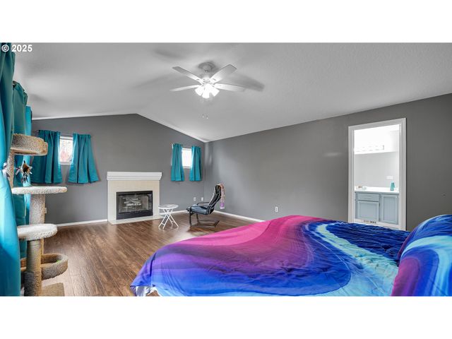 33410 Sw MEADOWBROOK Dr, Scappoose, OR 97056