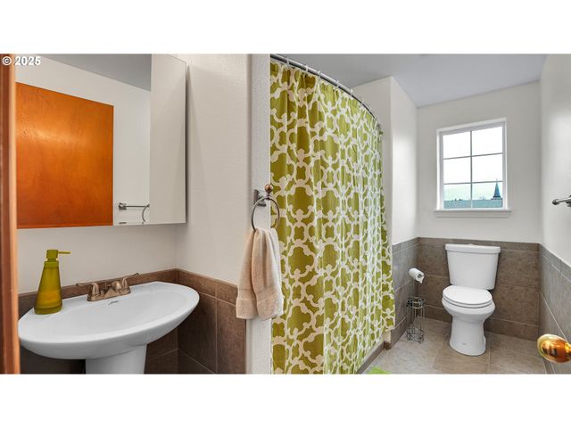 33410 Sw MEADOWBROOK Dr, Scappoose, OR 97056