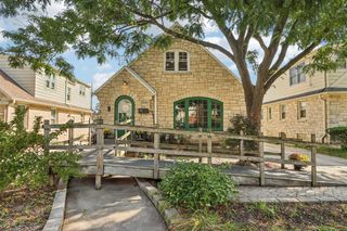 2954 S 46th STREET, Milwaukee, WI 53219