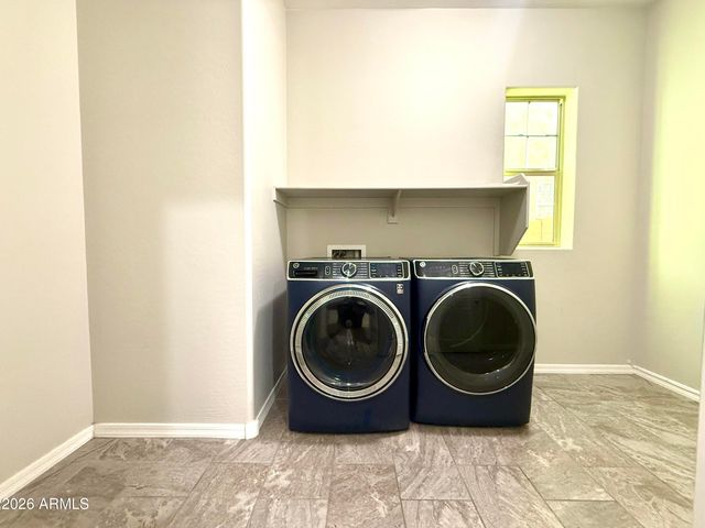 5030 S SETON Avenue, Gilbert, AZ 85298