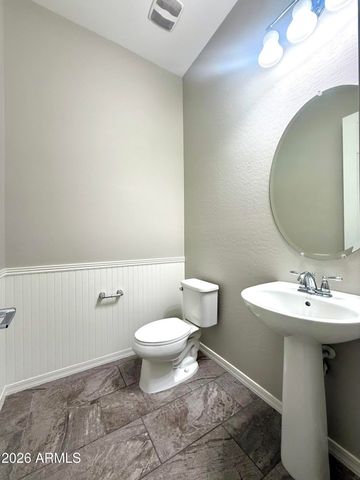 5030 S SETON Avenue, Gilbert, AZ 85298