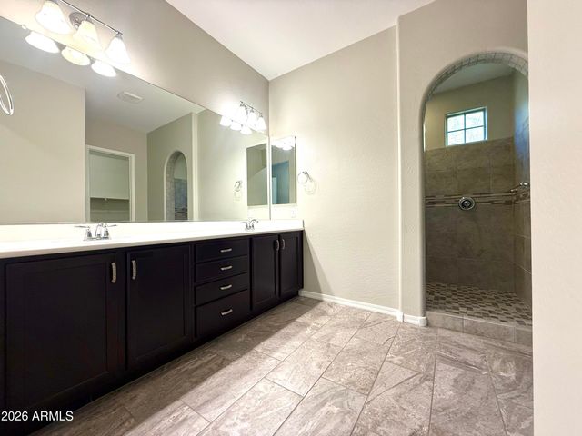 5030 S SETON Avenue, Gilbert, AZ 85298