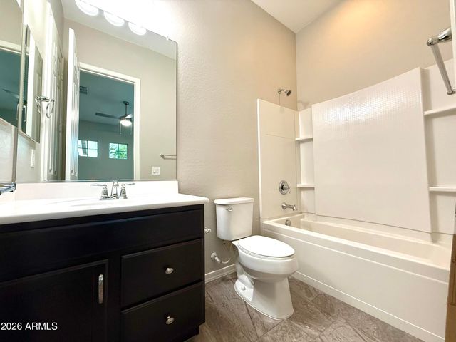 5030 S SETON Avenue, Gilbert, AZ 85298