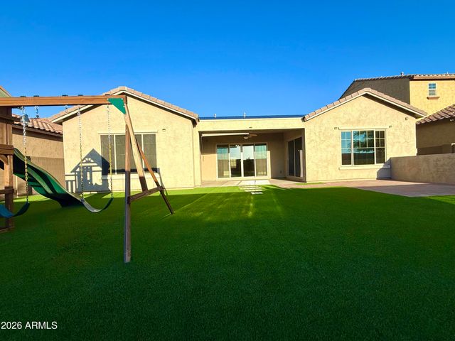 5030 S SETON Avenue, Gilbert, AZ 85298