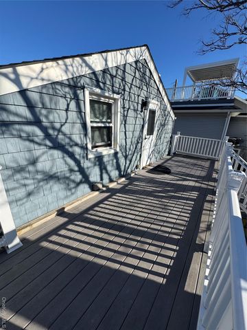 103 Pacific Boulevard Upstairs, Long Beach, NY 11561