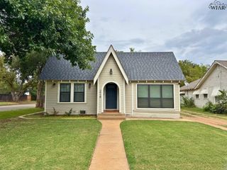 1716 VICTORY AVENUE, Wichita Falls, TX 76301