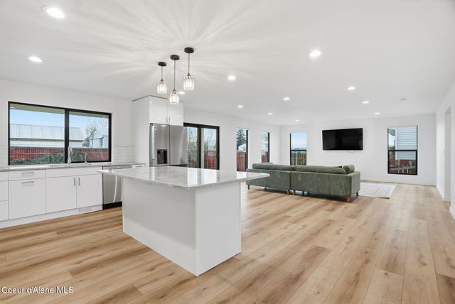 4216 N Silas Rd, Spokane Valley, WA 99216