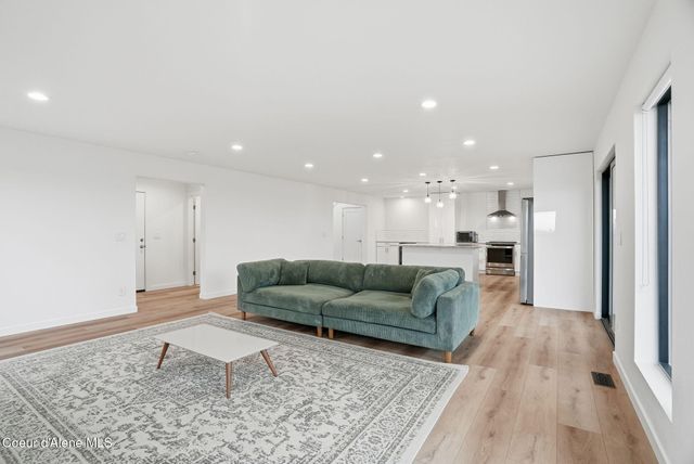 4216 N Silas Rd, Spokane Valley, WA 99216