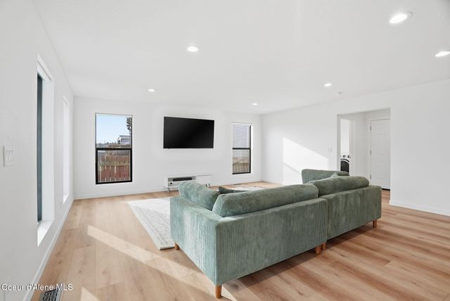 4216 N Silas Rd, Spokane Valley, WA 99216