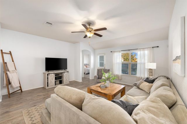 216 Drystone TRL, Liberty Hill, TX 78642