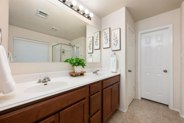 216 Drystone TRL, Liberty Hill, TX 78642