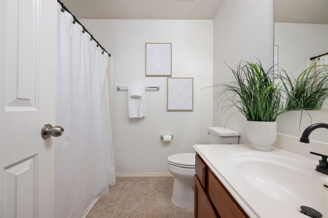 216 Drystone TRL, Liberty Hill, TX 78642