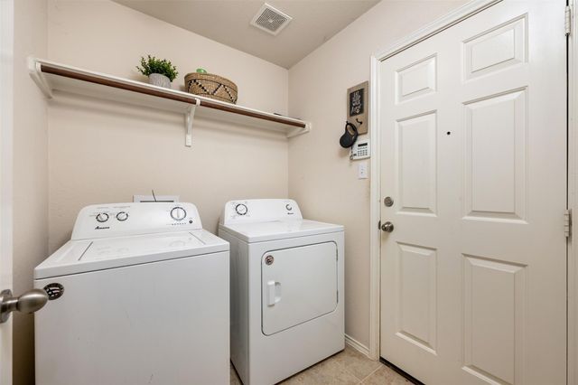 216 Drystone TRL, Liberty Hill, TX 78642