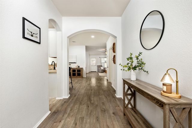 216 Drystone TRL, Liberty Hill, TX 78642