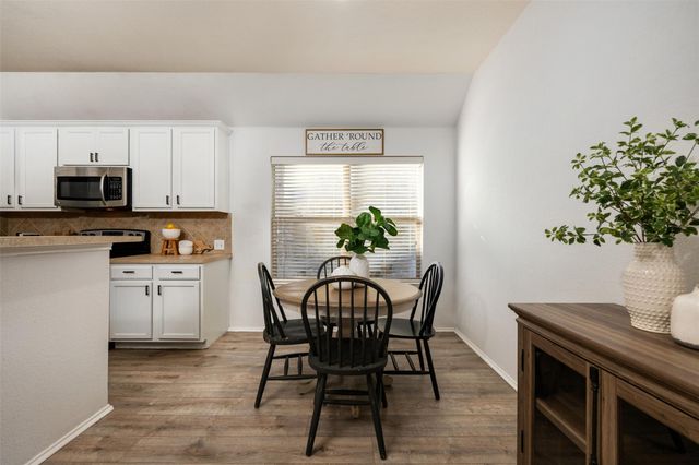 216 Drystone TRL, Liberty Hill, TX 78642