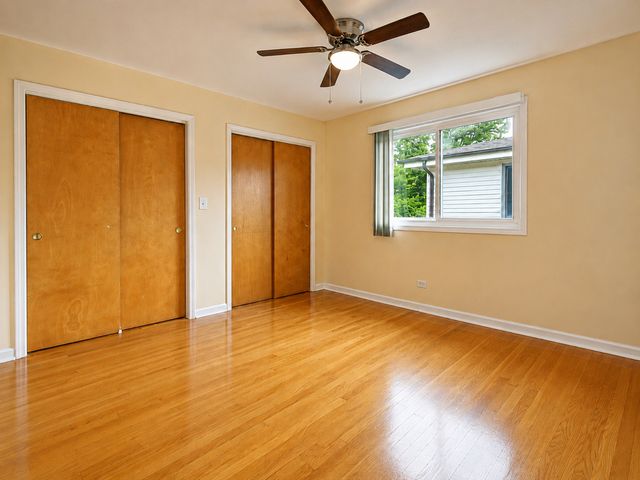 5042 157th Street, Oak Forest, IL 60452