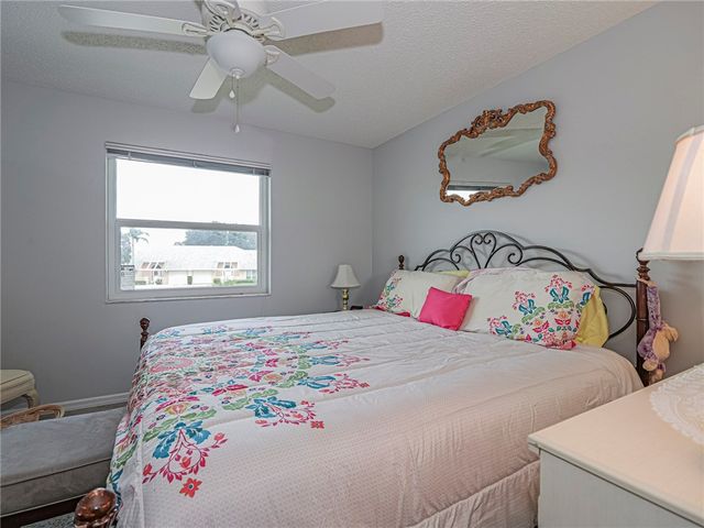 870 Lake Orchid Circle 204, Vero Beach, FL 32962