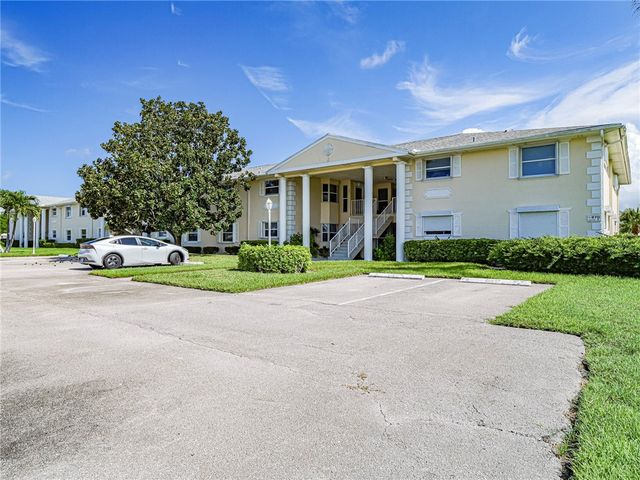 870 Lake Orchid Circle 204, Vero Beach, FL 32962