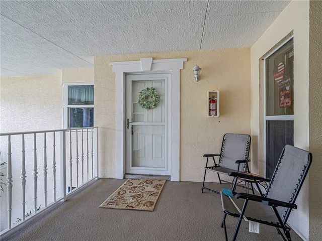 870 Lake Orchid Circle 204, Vero Beach, FL 32962