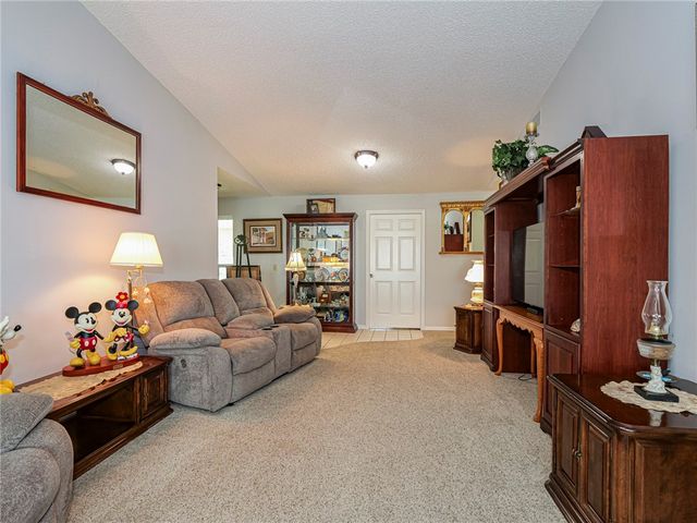 870 Lake Orchid Circle 204, Vero Beach, FL 32962