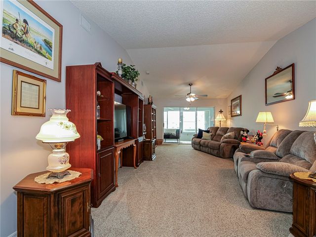 870 Lake Orchid Circle 204, Vero Beach, FL 32962