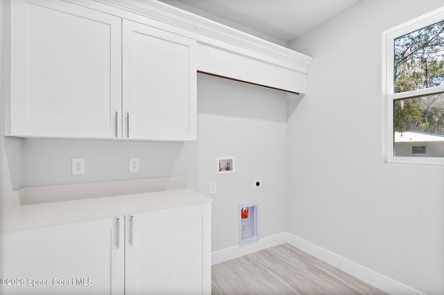 304 N Jungle Road, Geneva, FL 32732