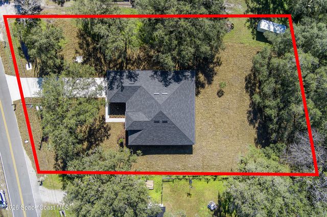 304 N Jungle Road, Geneva, FL 32732