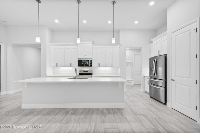 304 N Jungle Road, Geneva, FL 32732