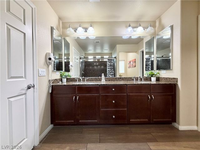 7125 Steele Canyon Street, Las Vegas, NV 89118