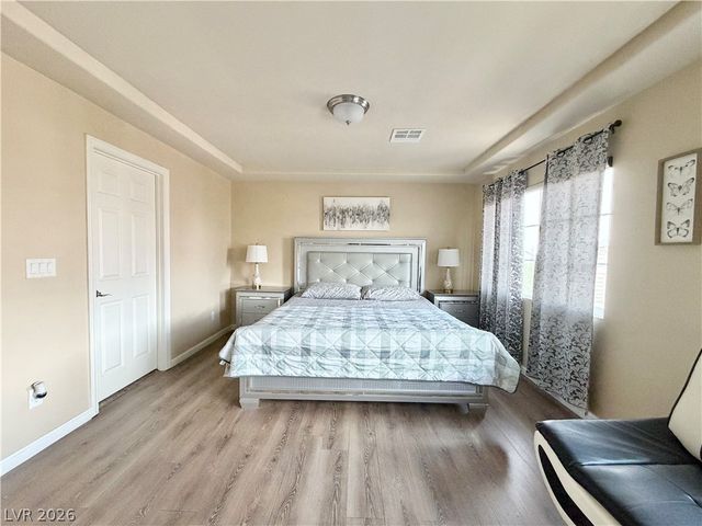 7125 Steele Canyon Street, Las Vegas, NV 89118