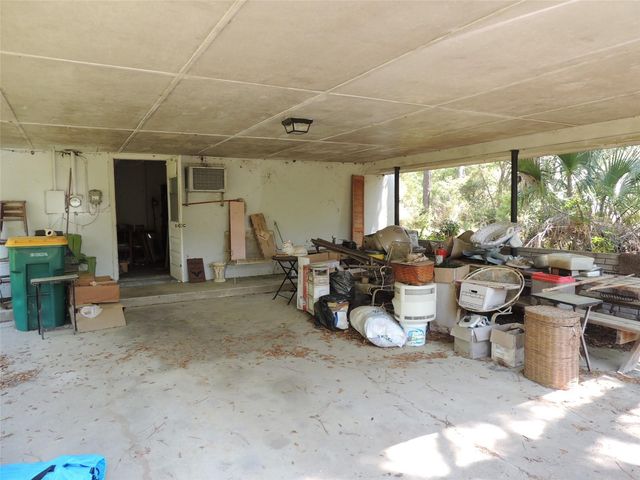 2650 SE HIGHWAY 41, Morriston, FL 32668